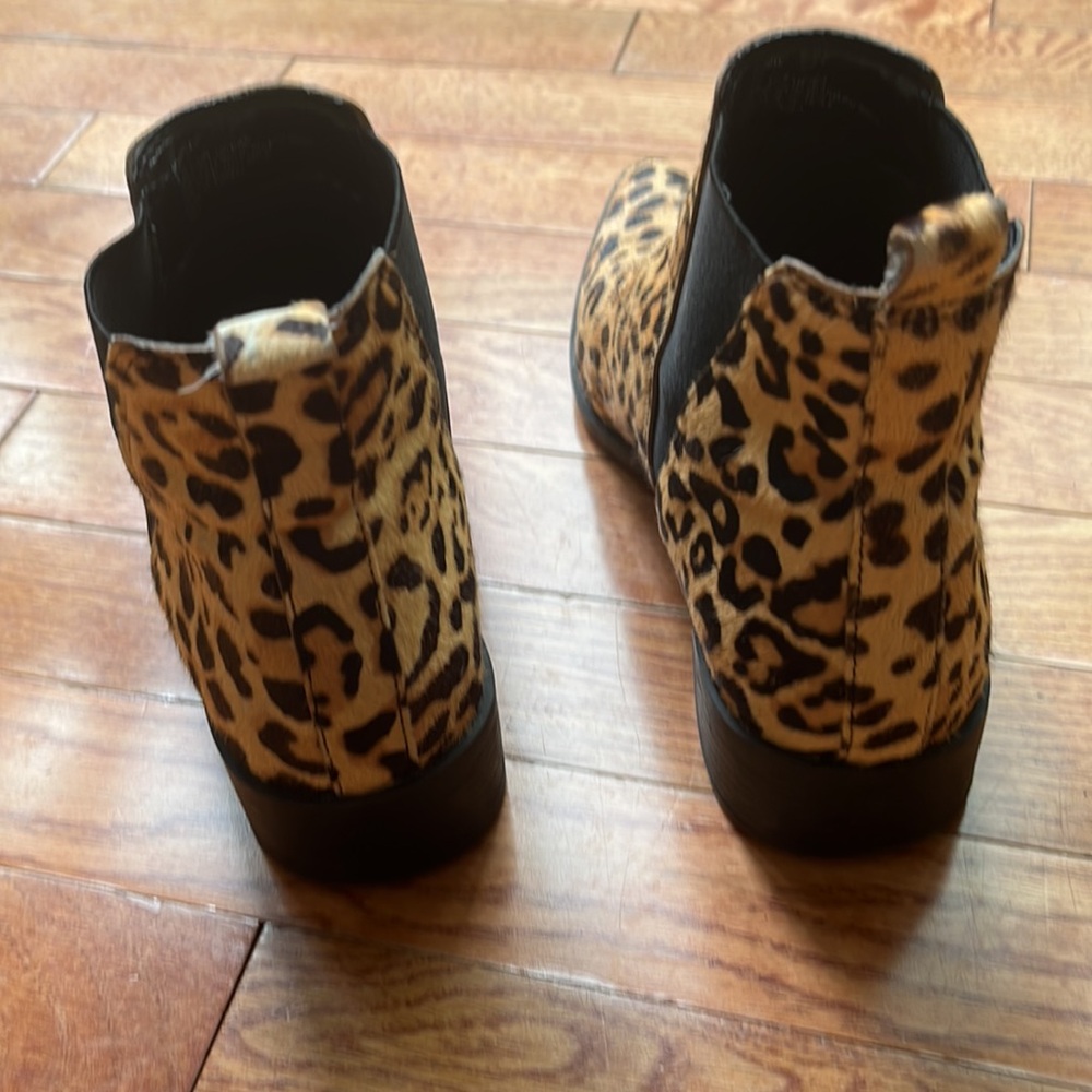 Leopard Print Boots - Picture 4 of 6